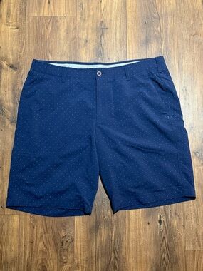 Under Armour Men’s Performance Heatgear Golf Shorts Navy Blue Polka Dots Size 40